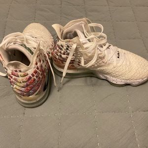 Nike Lebron 17 Air Command Force